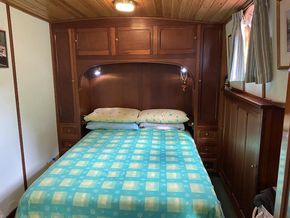 Midships Cabin
