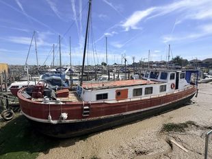 1907 Aak Dutch Barge 18m