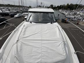 2022 Jeanneau NC 37 49