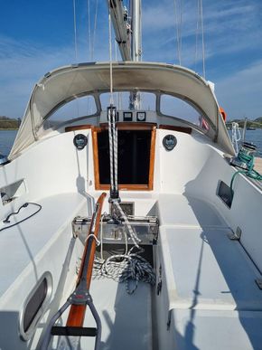 Cockpit 04 25
