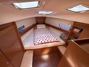 2011 Bavaria 36 Cruiser 20