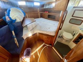 1993 Nauticat 35 37