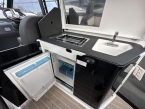 2024 Bavaria SR35HT 14