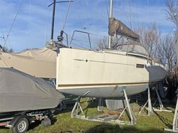 2014 Jeanneau Sun Odyssey 349