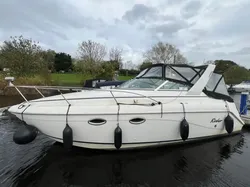 2000 Rinker 270 Fiesta Vee