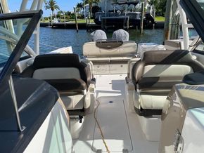 Robalo R317  - Cockpit
