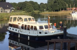 Van Rossum Vlet The ideal Live-aboard