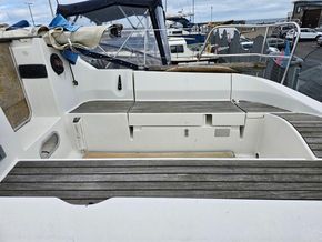 Beneteau Oceanis 320 for sale with BJ Marine