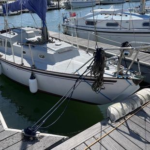 Trident 24 Fin Keel &ndash; Yanmar Diesel &ndash; Ex