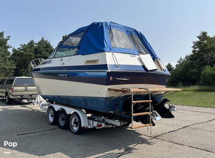 1989 Celebrity 268 sport