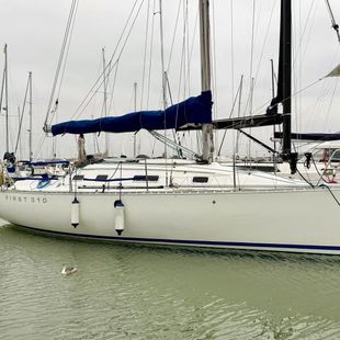 1992 Beneteau First 310