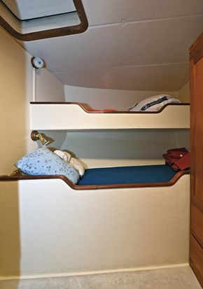 4 bunk cabin