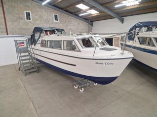 Viking 28 Narrow Beam called Marie Claire