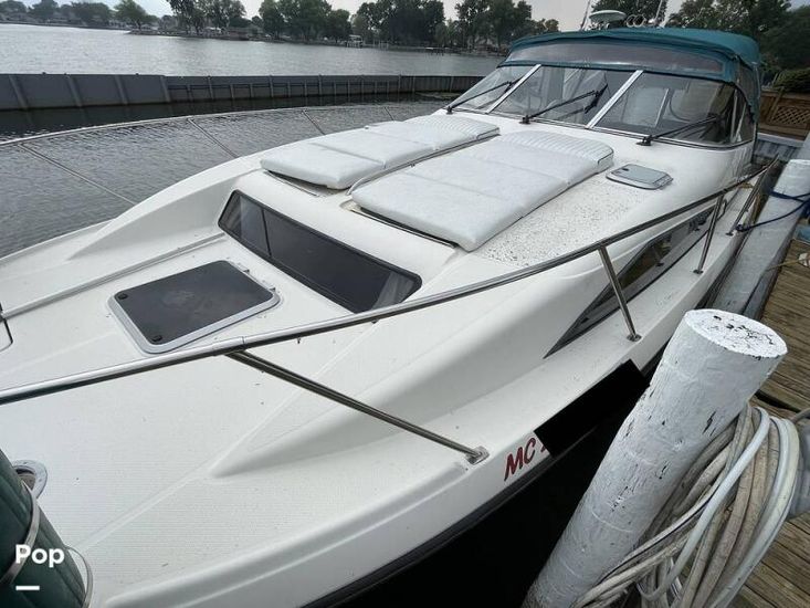 1995 Bayliner 3255 Avanti