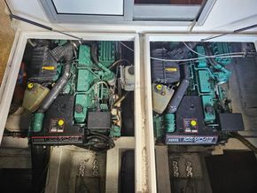 Nimbus 370 Commander  - Engine