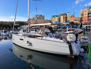2017 Jeanneau Sun Odyssey 349