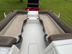 2017 Bayliner Element XR7