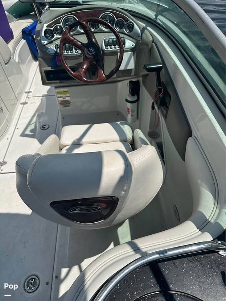 2005 Crownline 240 ex