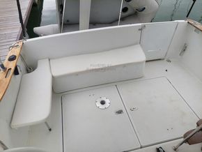 Jeanneau Merry Fisher 925 Flybridge  - Aft Deck