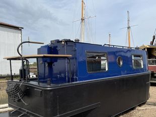 22ft narrow boat built byFC Engineering