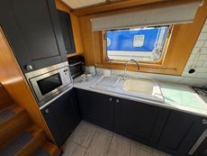 Collingwood 60ft Wide Beam