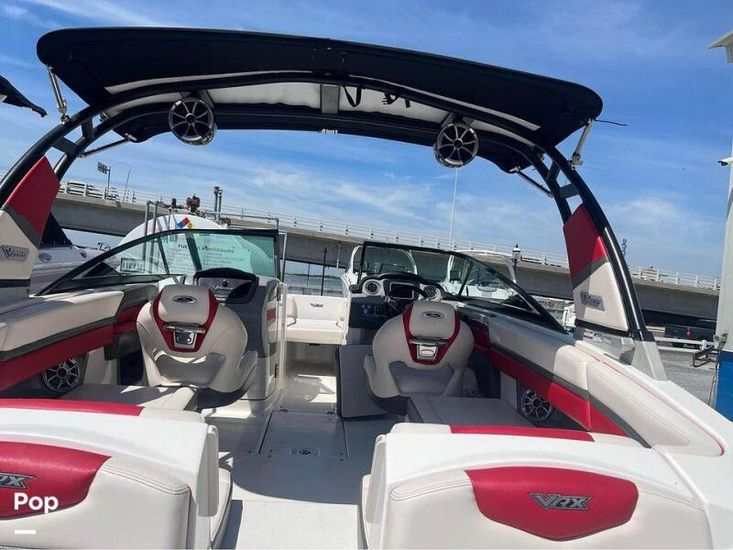 2017 Chaparral 243 vrx