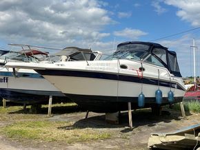 Sea Ray 270 Sundancer Sports Cruiser - Main Photo