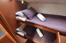 Oceanis 48
