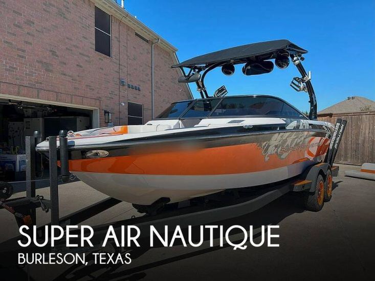 2010 Correct Craft super air nautique 230