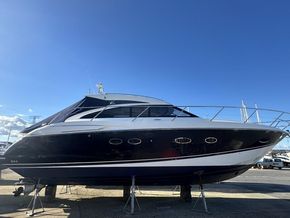 2011 Princess V42 2