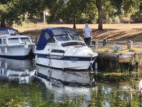 Fairline 21 weekender - Exterior