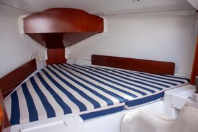 2002 Beneteau First 211 18