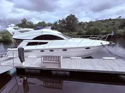 2006 Fairline Phantom 40