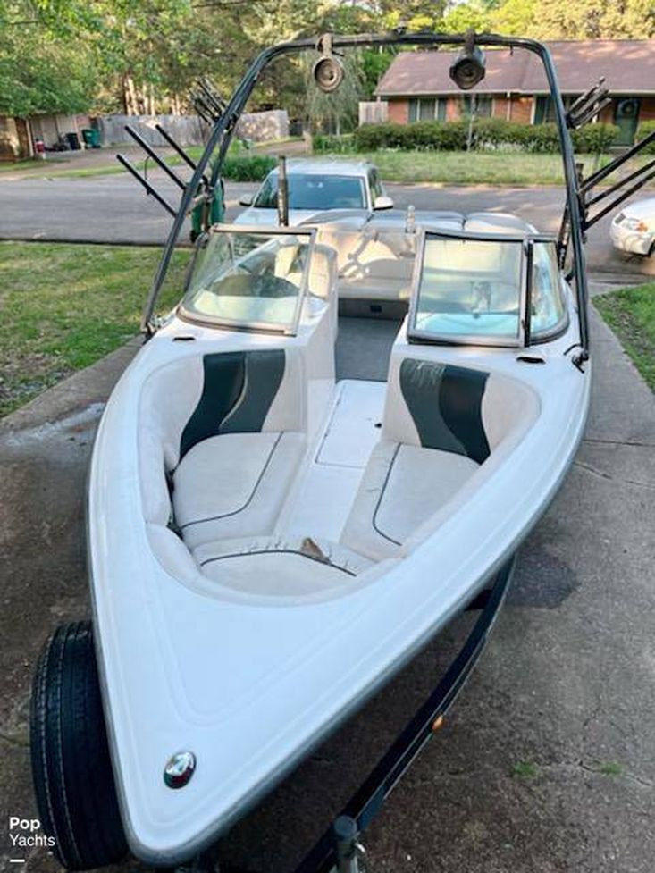 2006 Moomba outback v