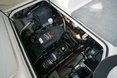 2005 Regal 2565 Window Express