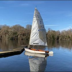 Solo sailing Dinghy 4700 Boon