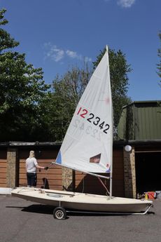 Laser with launch trolley