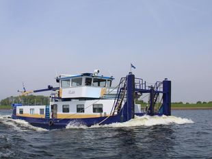 Push boat
