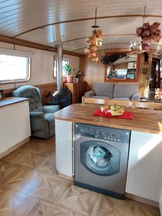 Widebeam transferable residential house boat