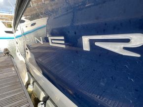 Bayliner 192 Discovery  - Hull Close Up