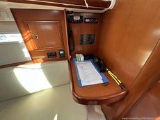 2007 Beneteau Oceanis Clipper 323