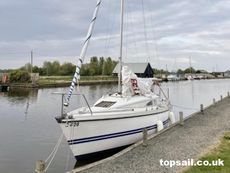 1986 Pegasus 800 (Lifting Keel) (Trailer Available)- Topsail.co.uk