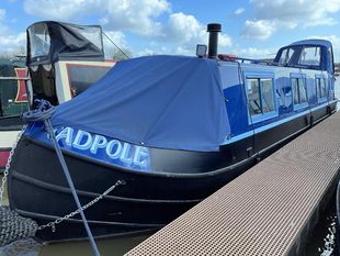 TADPOLE 30' Cruiser Stern, Professional Repaint 2023 & New Covers 2023