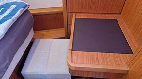 2021 Bavaria Vision 42 18