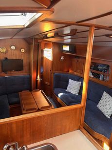 Malo 34 with New Engine