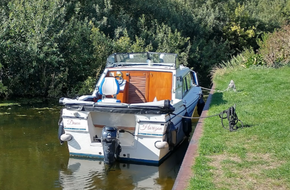 new engine and beautiful wooden cockpit