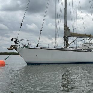 1987 Adams Carina 44