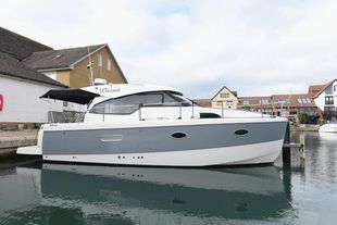 2014 Rodman Spirit 31 Inboard