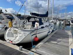 2006 Bavaria Cruiser 30
