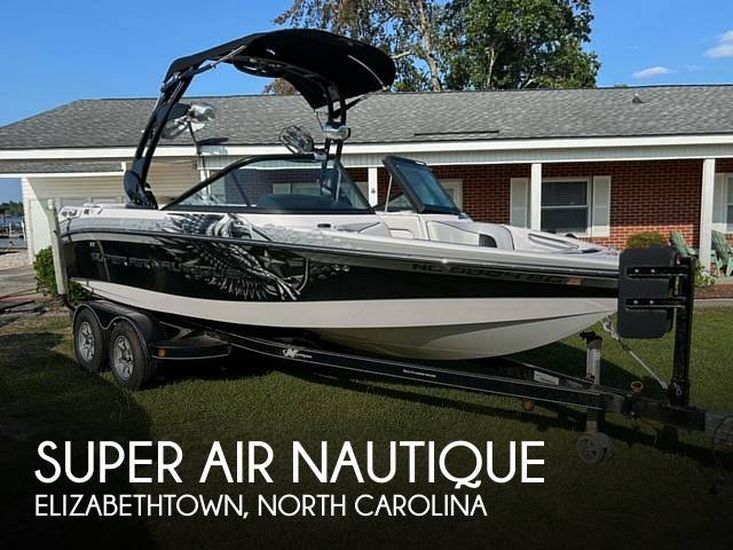 2011 Correct Craft super air nautique 210